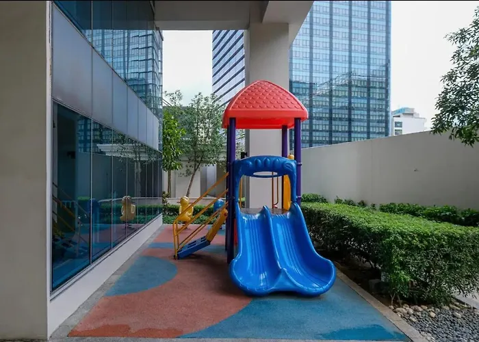 Uptown Parksuites Upscale Spacious Cor Unit Balcony And Views