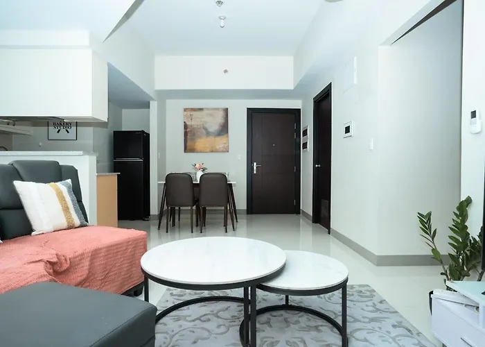 Uptown Parksuites Upscale Spacious Cor Unit Balcony And Views *