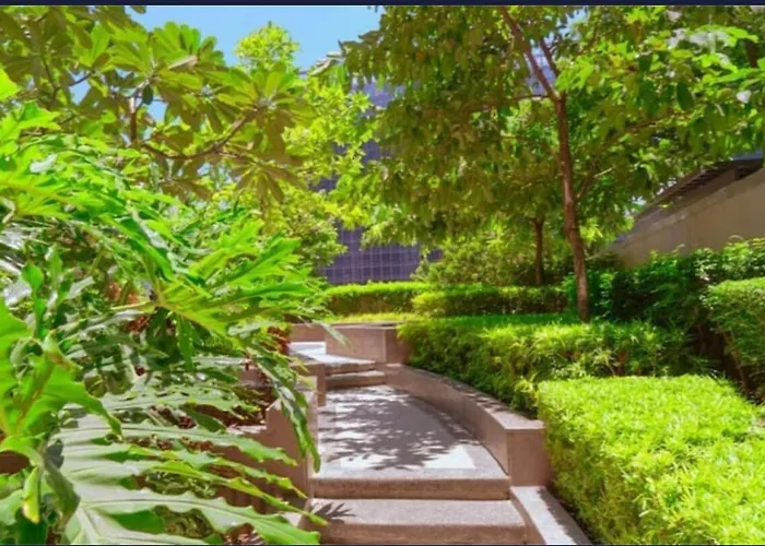 Uptown Parksuites Upscale Spacious Cor Unit Balcony And Views *
