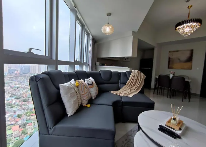 Uptown Parksuites Upscale Spacious Cor Unit Balcony And Views *