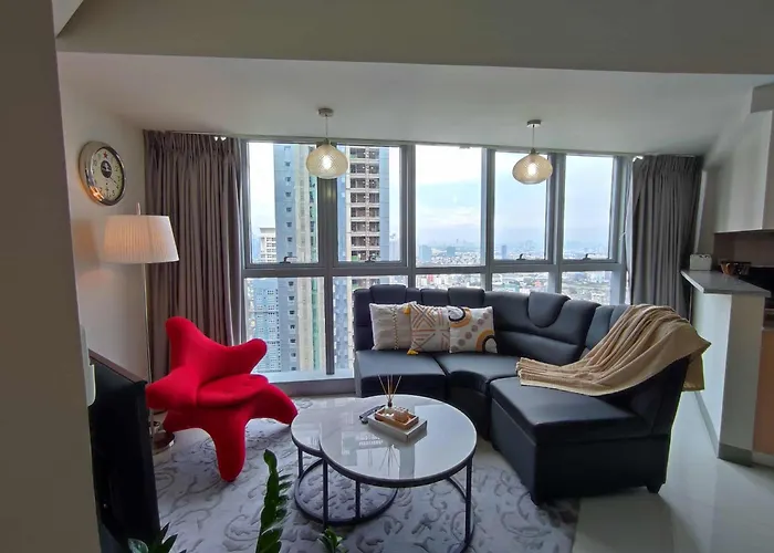 Uptown Parksuites Upscale Spacious Cor Unit Balcony And Views 公寓 *
